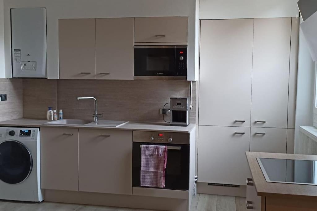Suresnes : 2 Pieces Cosy Apartman Kültér fotó